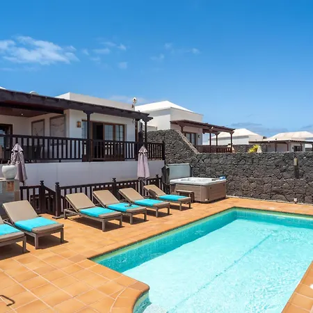 Azure - Lh122 By Now Ltd 플라야블랑카